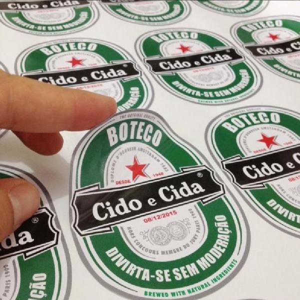 Etiqueta Adesiva em Vinil Ritrama Brilho com Semi-corte 6x6