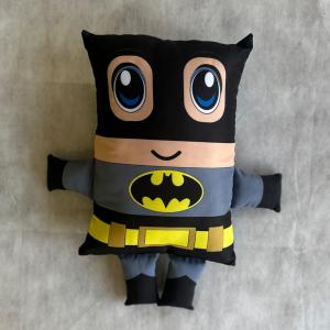 Almofada Personagens - Super Heróis Oxfordini/Microfibra 28x20  Enchimento em fibra de silicone antialérgica  