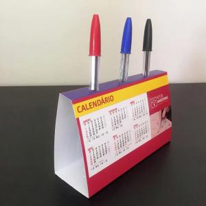 Calendário de Mesa com Porta Canetas Couchê      