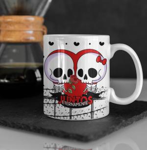 Caneca de Cerâmica Branca 320 ml Caveiras      Pode ser personalizado com foto e nome do casal