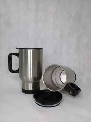 Caneca Inox Viagem 475ml com tampa Inox, tampa plastica com silicone, alça plastica     