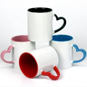 Caneca de Cerâmica Branca com Alça Coração e Interior colorido 320 ml Personalizada      